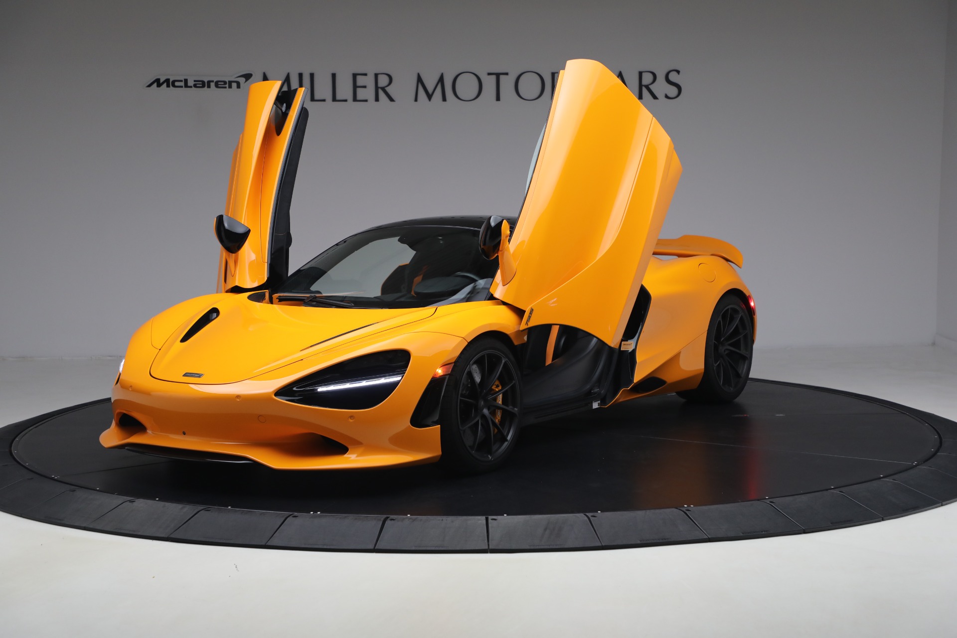 Used-2025-McLaren-750S-Spider-Performance