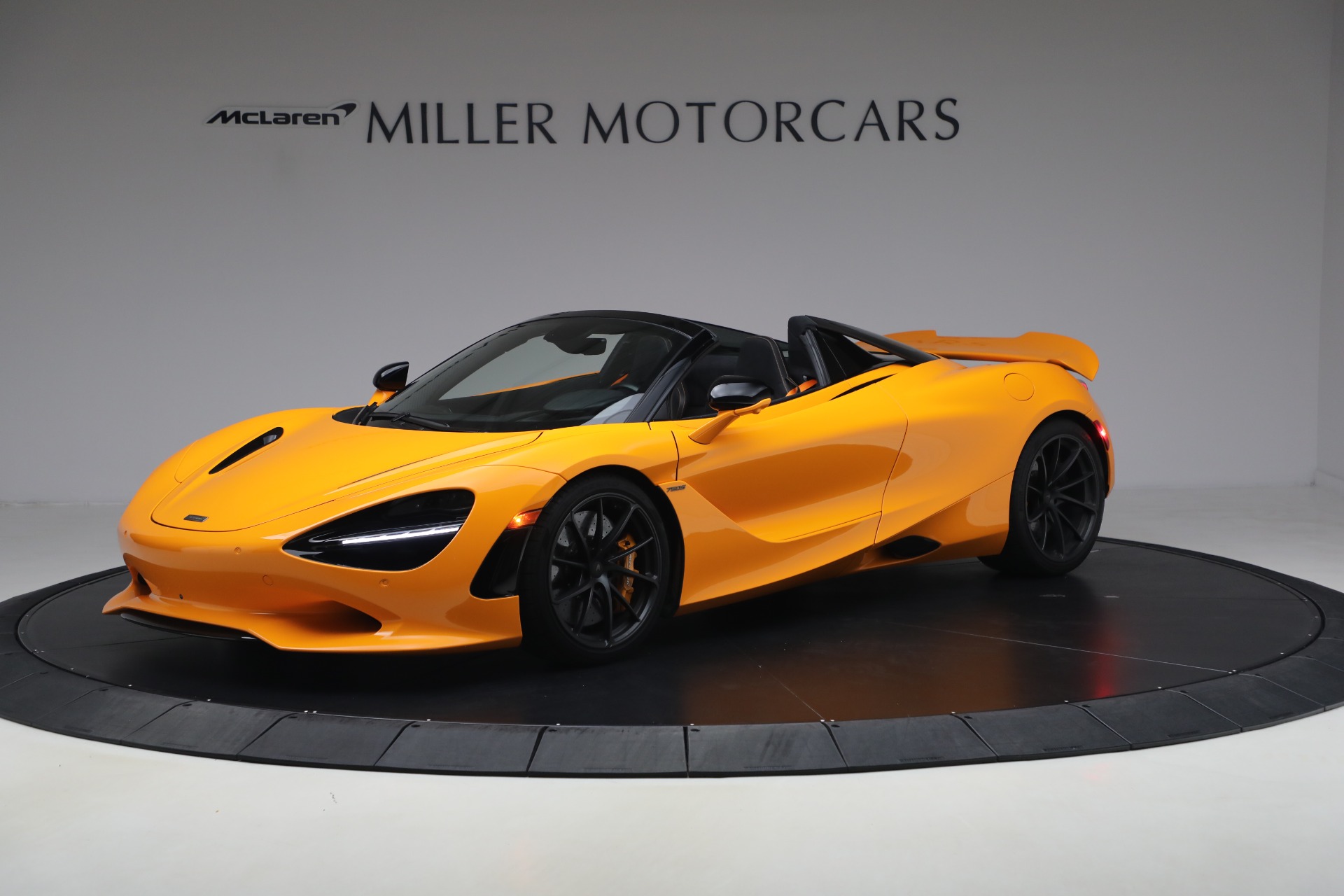 Used-2025-McLaren-750S-Spider-Performance