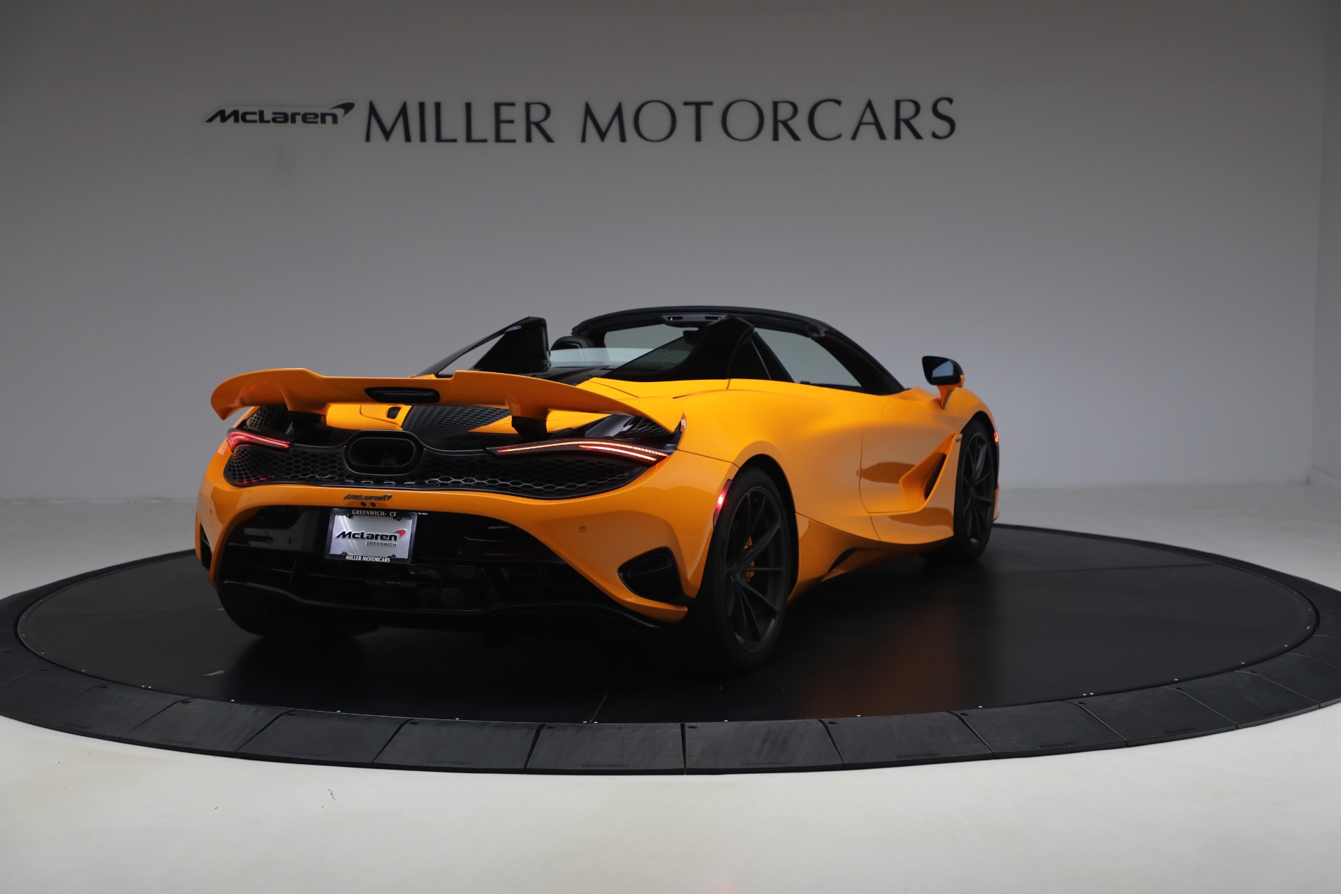 Used-2025-McLaren-750S-Spider-Performance