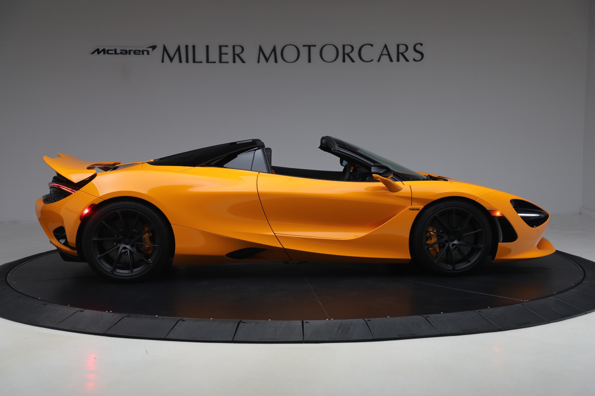 Used-2025-McLaren-750S-Spider-Performance