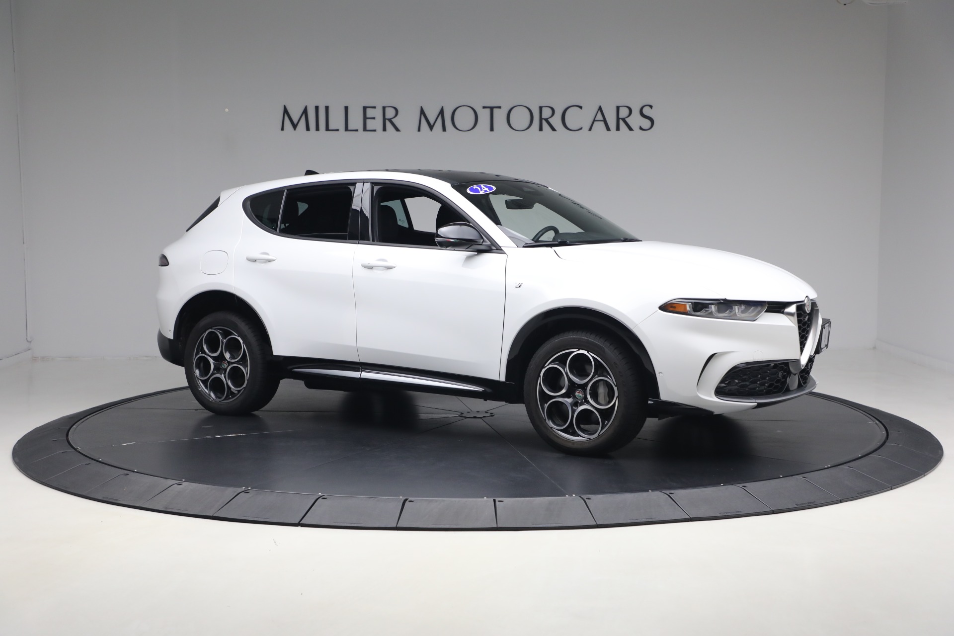 Used-2024-Alfa-Romeo-Tonale-Hybrid-Ti