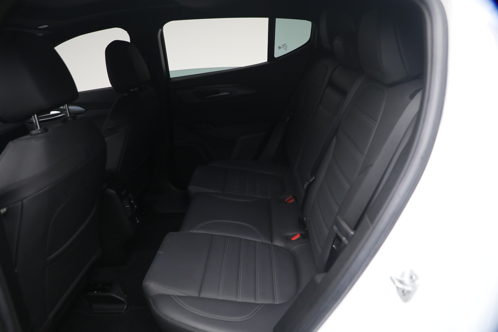 Used-2024-Alfa-Romeo-Tonale-Hybrid-Ti