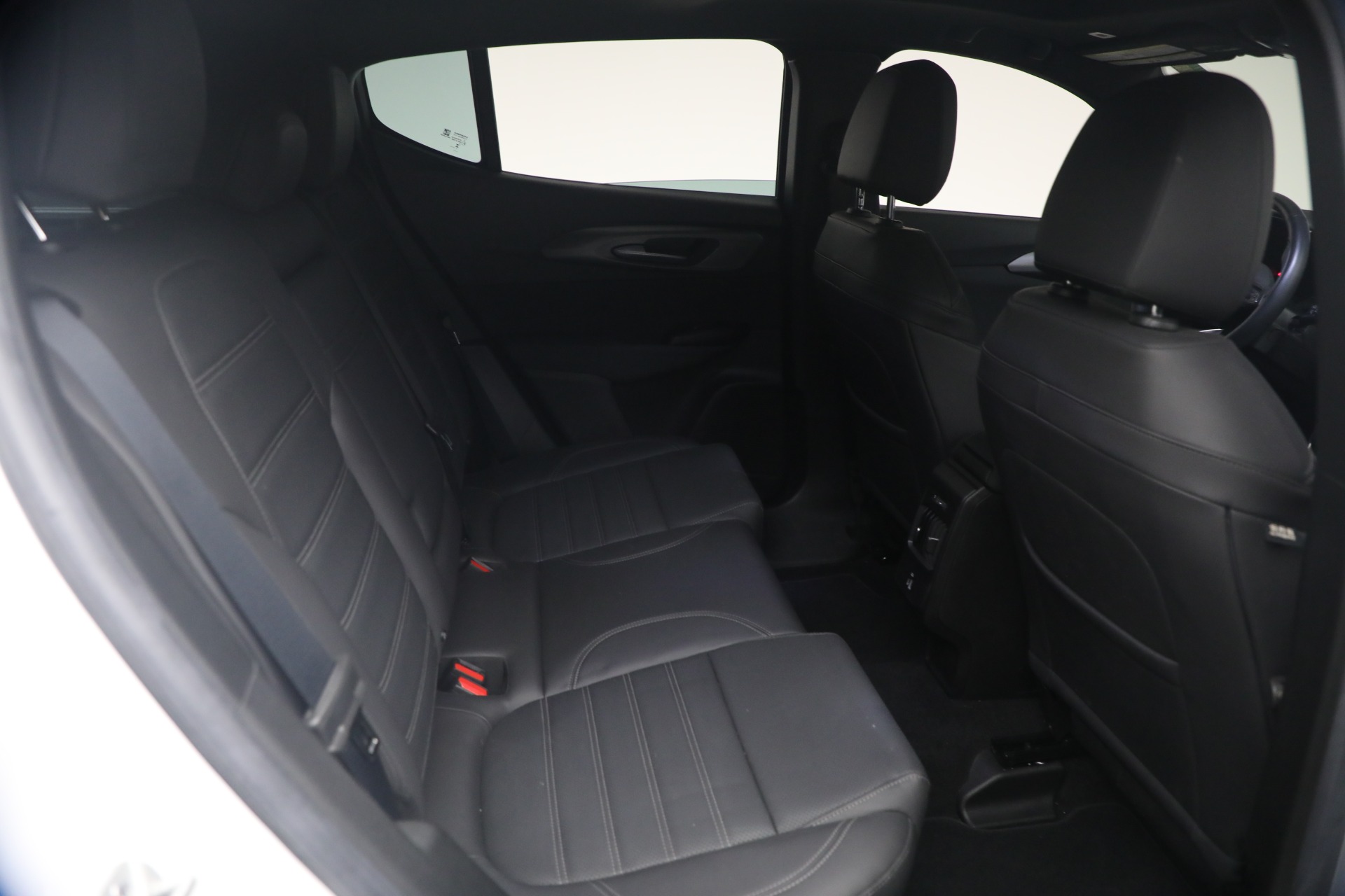 Used-2024-Alfa-Romeo-Tonale-Hybrid-Ti