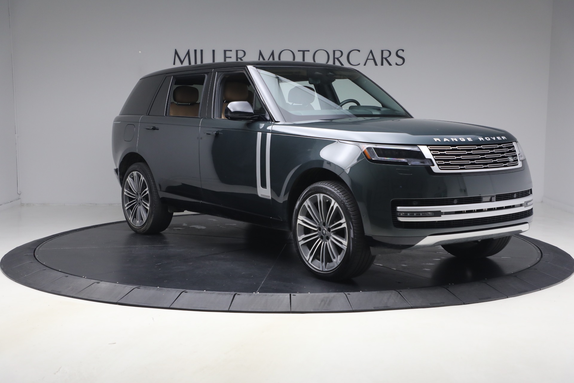 Used-2025-Land-Rover-Range-Rover-P530-Autobiography-LWB