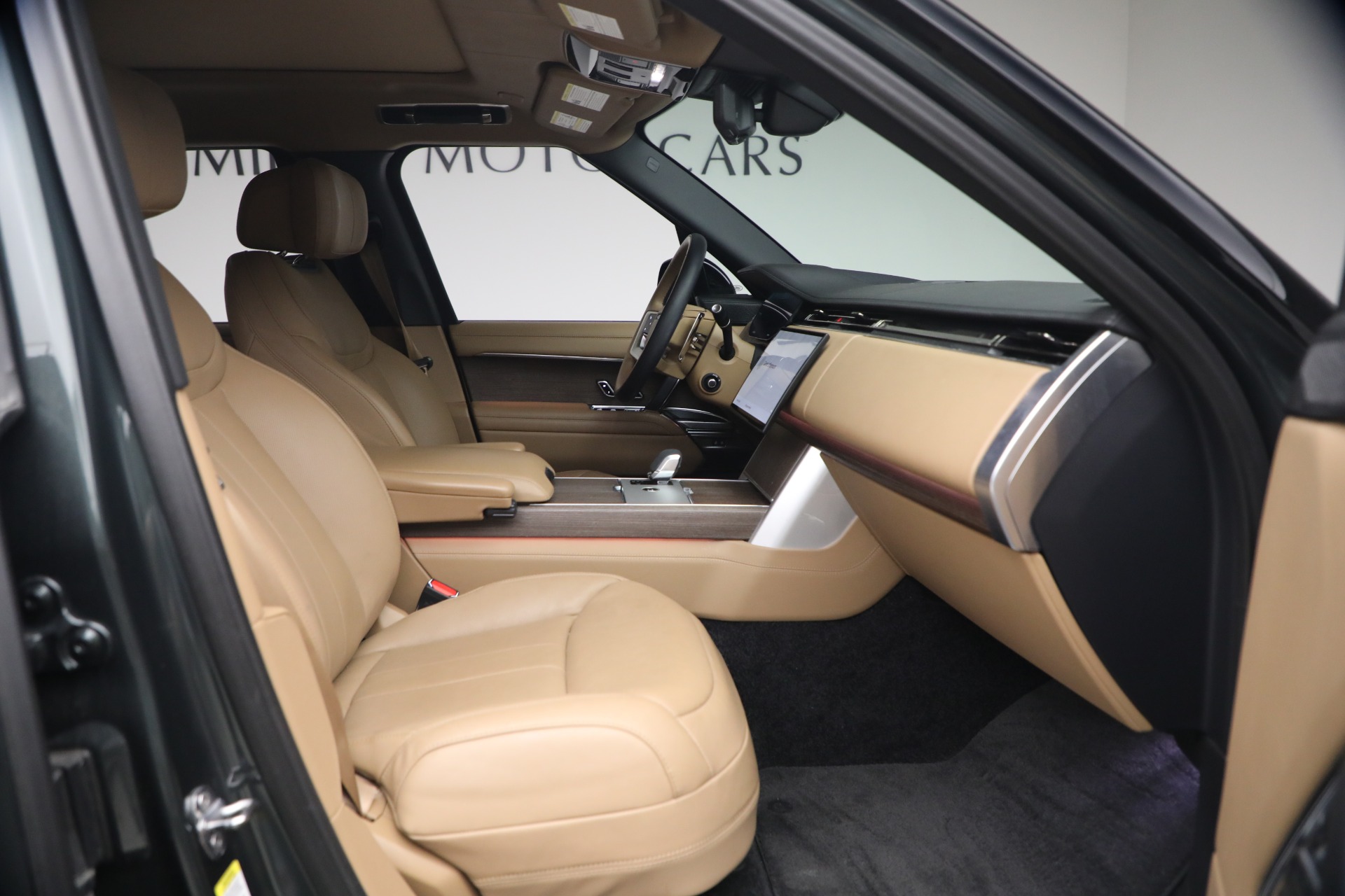 Used-2025-Land-Rover-Range-Rover-P530-Autobiography-LWB