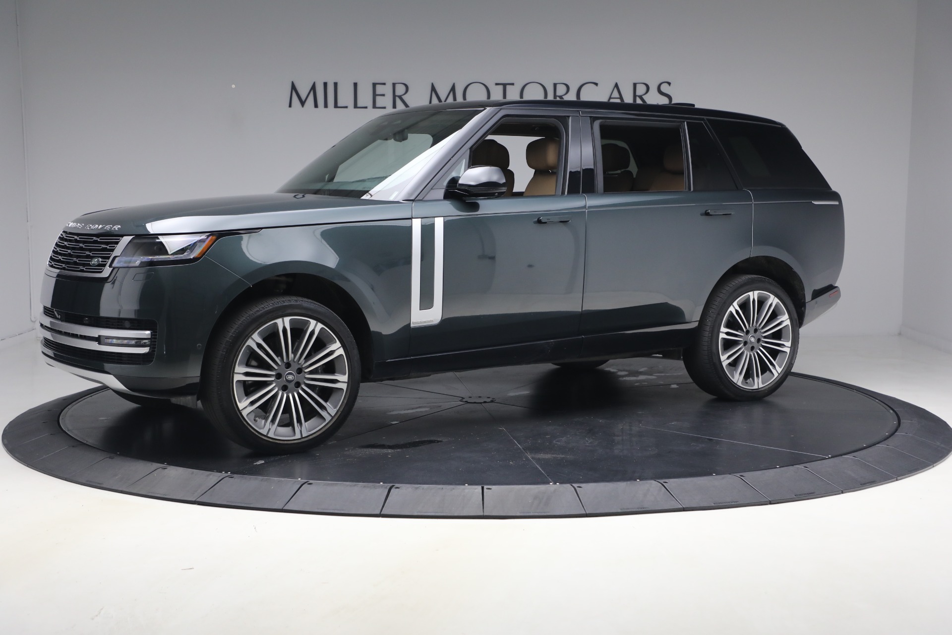 Used-2025-Land-Rover-Range-Rover-P530-Autobiography-LWB