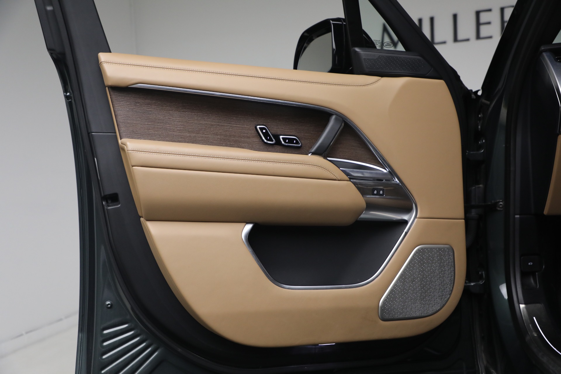 Used-2025-Land-Rover-Range-Rover-P530-Autobiography-LWB