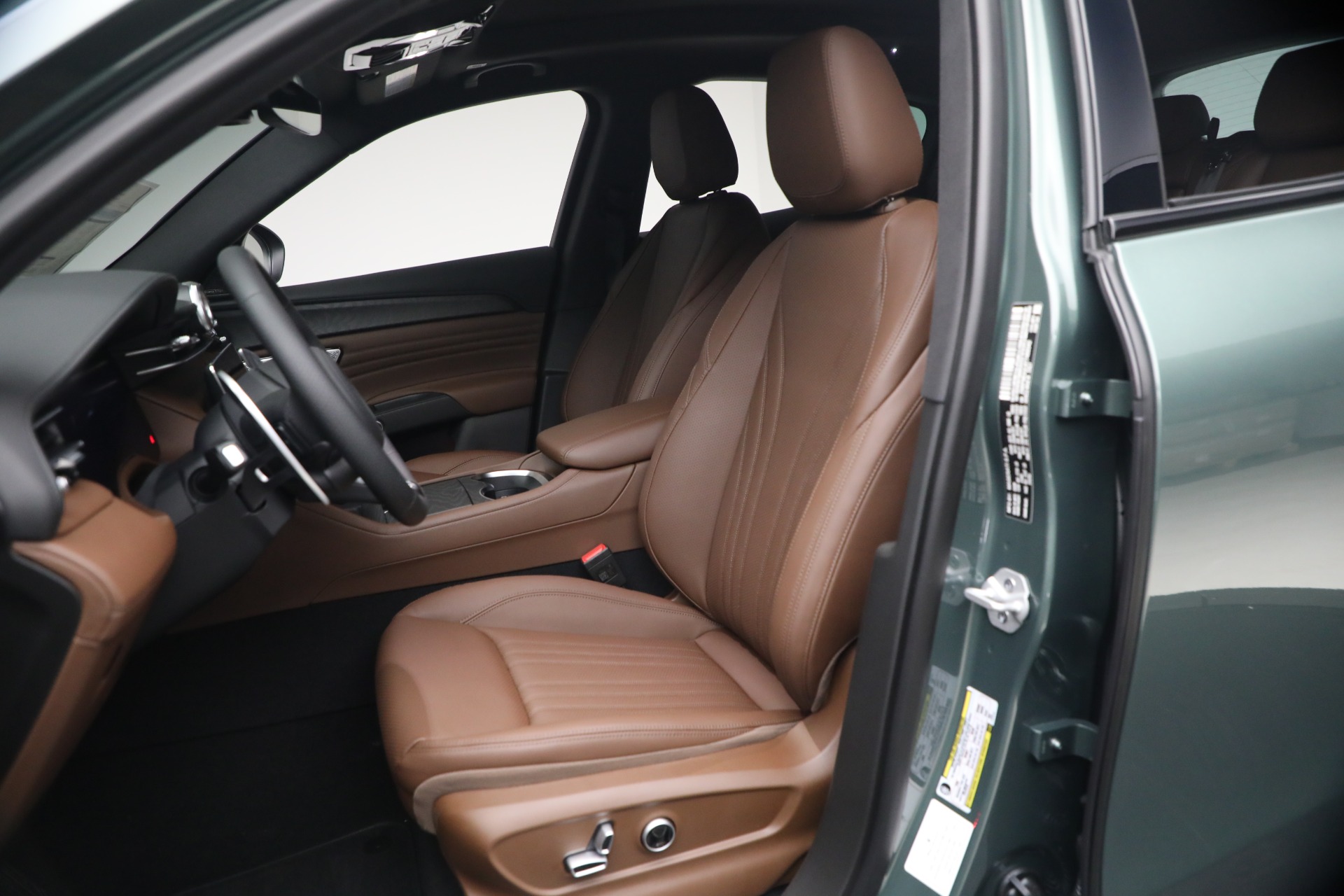New-2026-Maserati-Grecale-Modena-V6