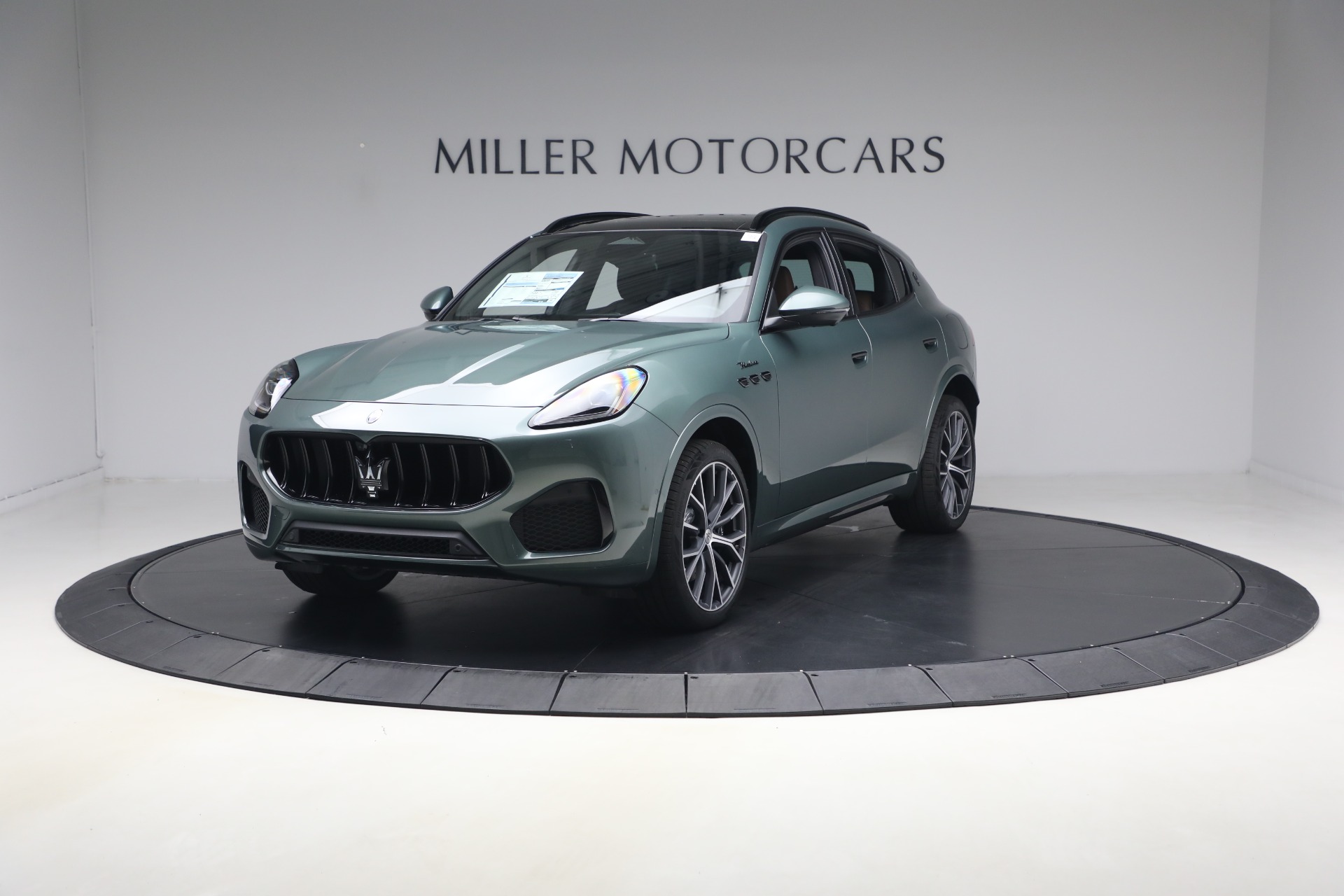 New-2026-Maserati-Grecale-Modena-V6