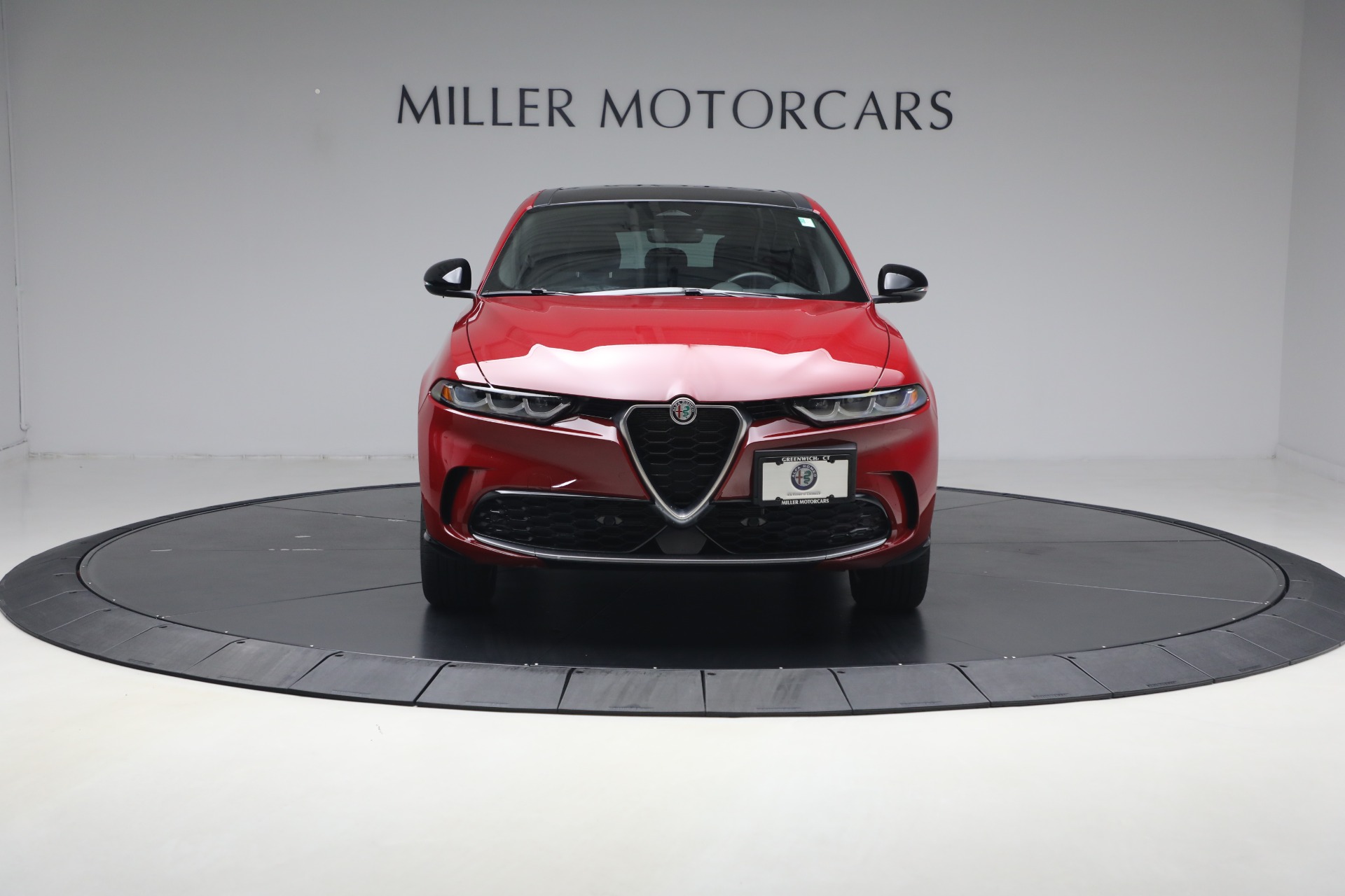 Used-2024-Alfa-Romeo-Tonale-Hybrid-Ti