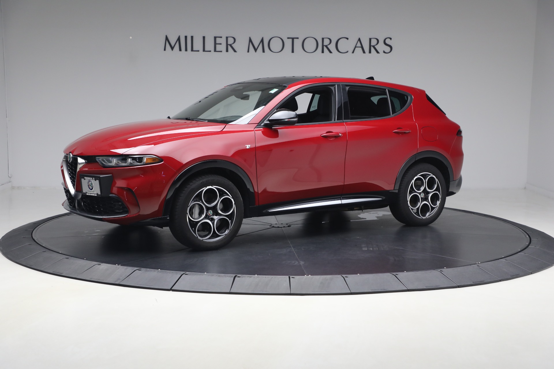 Used-2024-Alfa-Romeo-Tonale-Hybrid-Ti