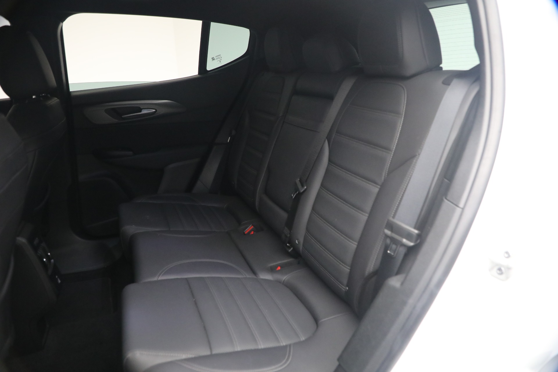 Used-2024-Alfa-Romeo-Tonale-Hybrid-Ti