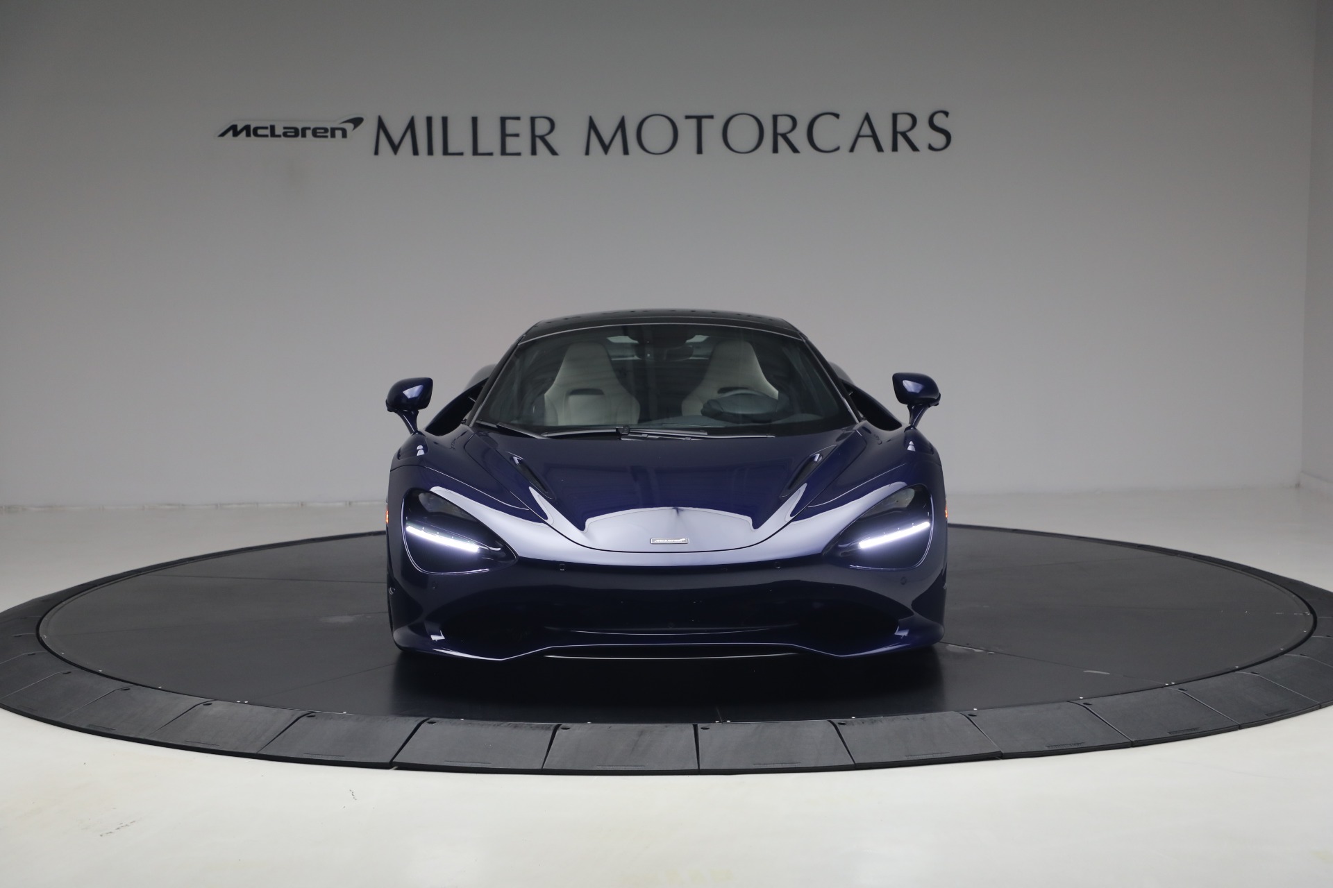 New-2027-McLaren-750S-Spider-TechLux