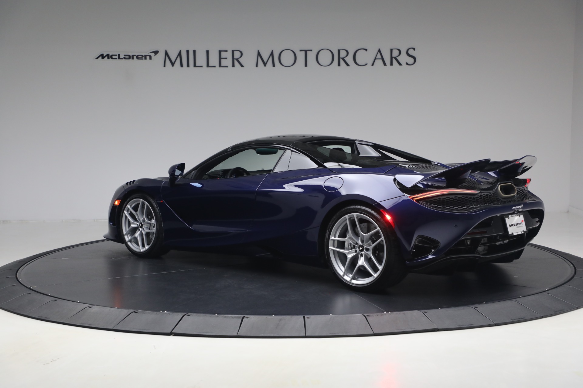 New-2027-McLaren-750S-Spider-TechLux