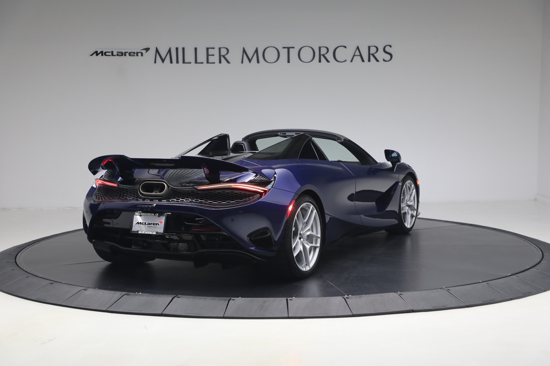 New-2027-McLaren-750S-Spider-TechLux
