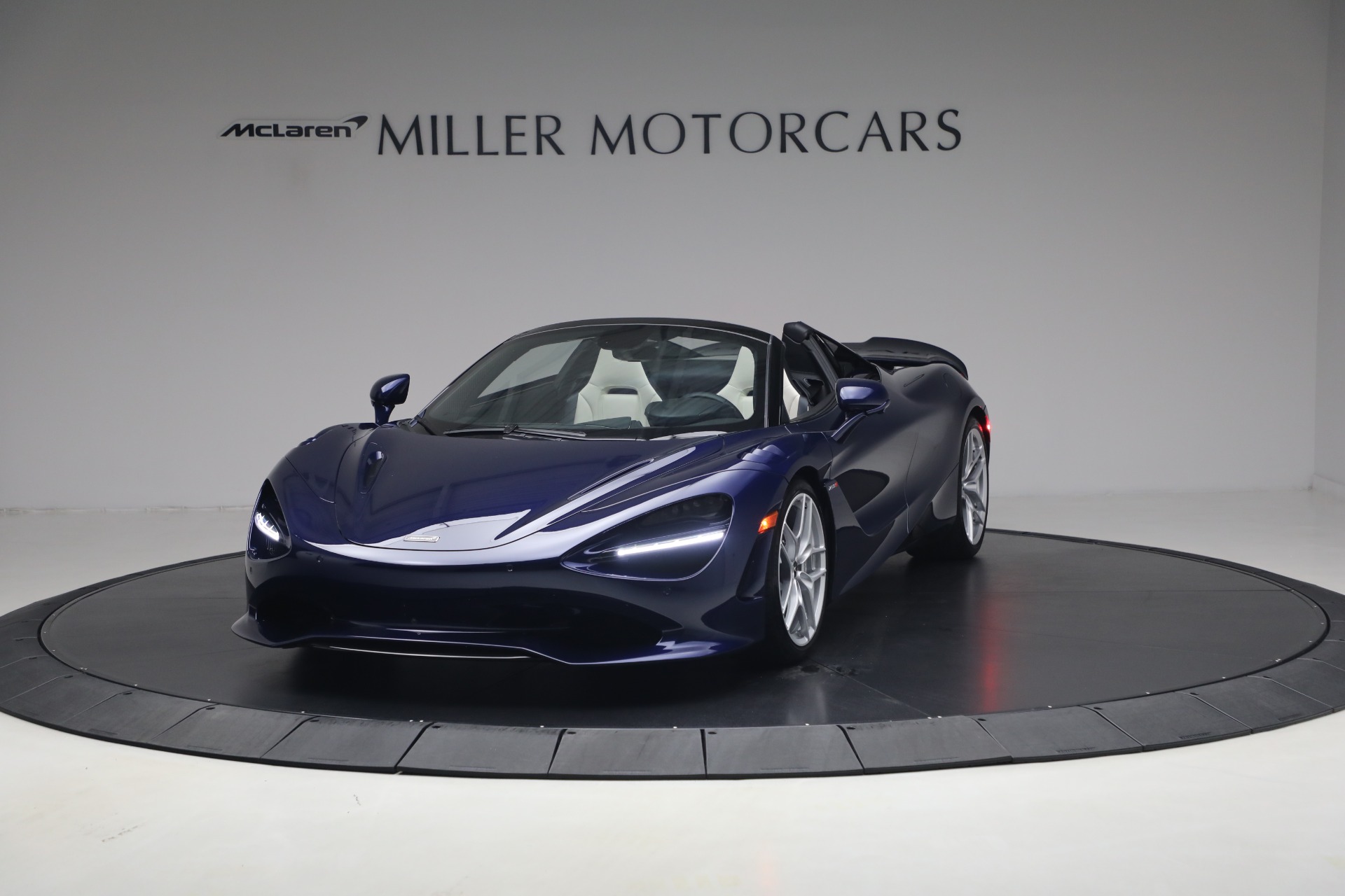 New-2027-McLaren-750S-Spider-TechLux