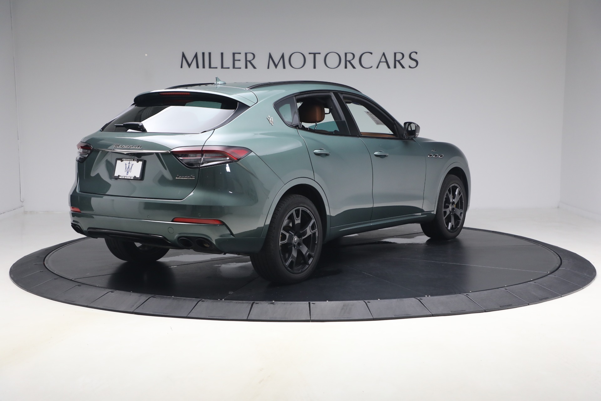 Used-2022-Maserati-Levante-GT