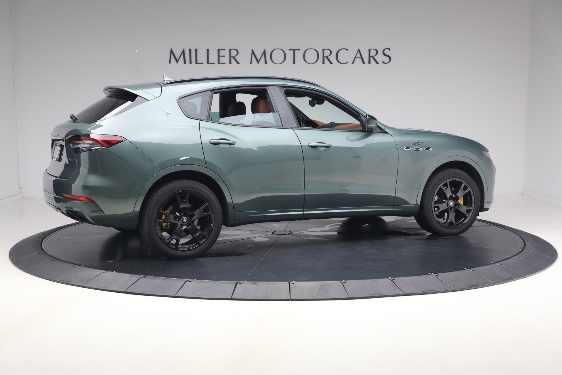 Used-2022-Maserati-Levante-GT