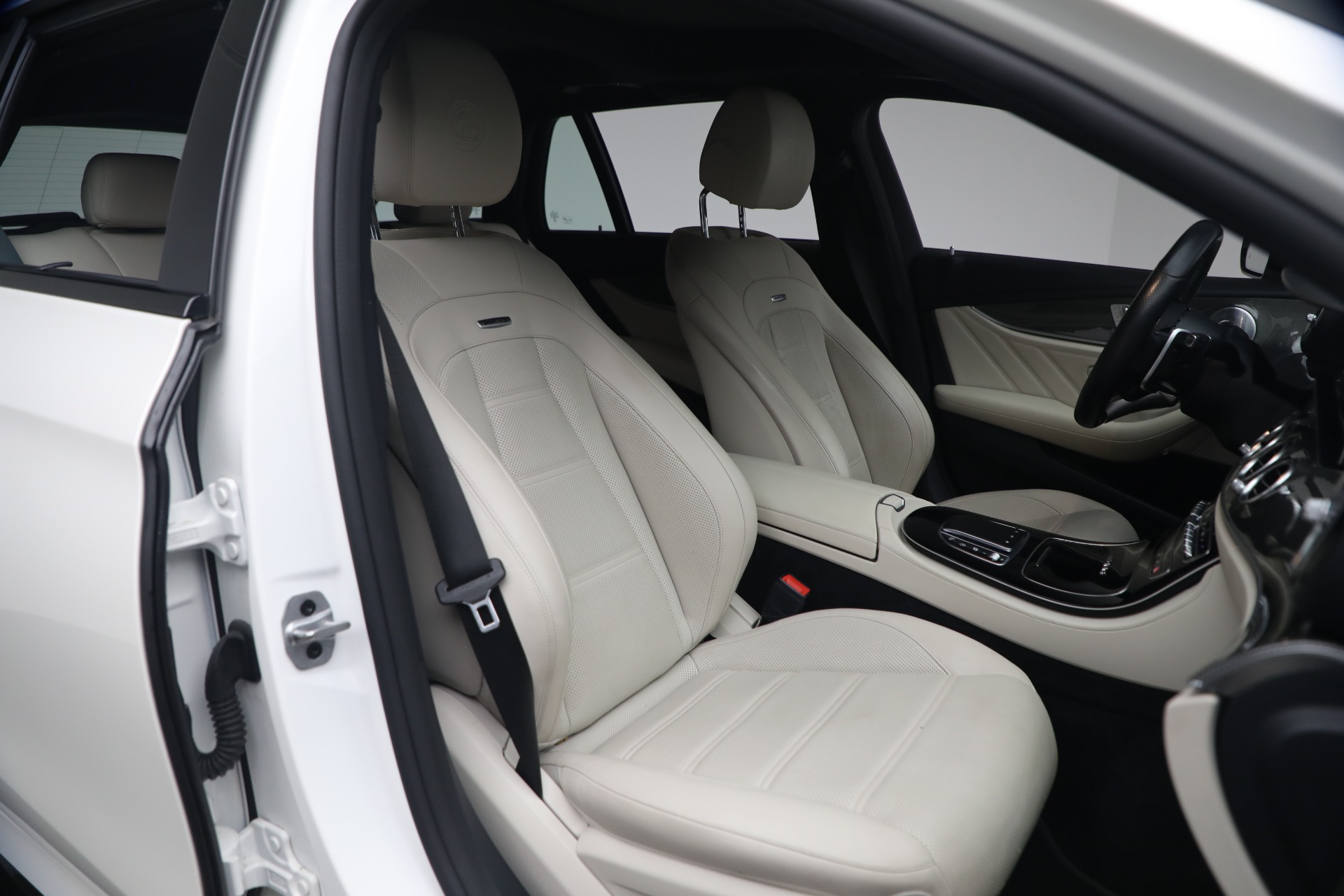 Used-2021-Mercedes-Benz-E-Class-AMG-E-63-S