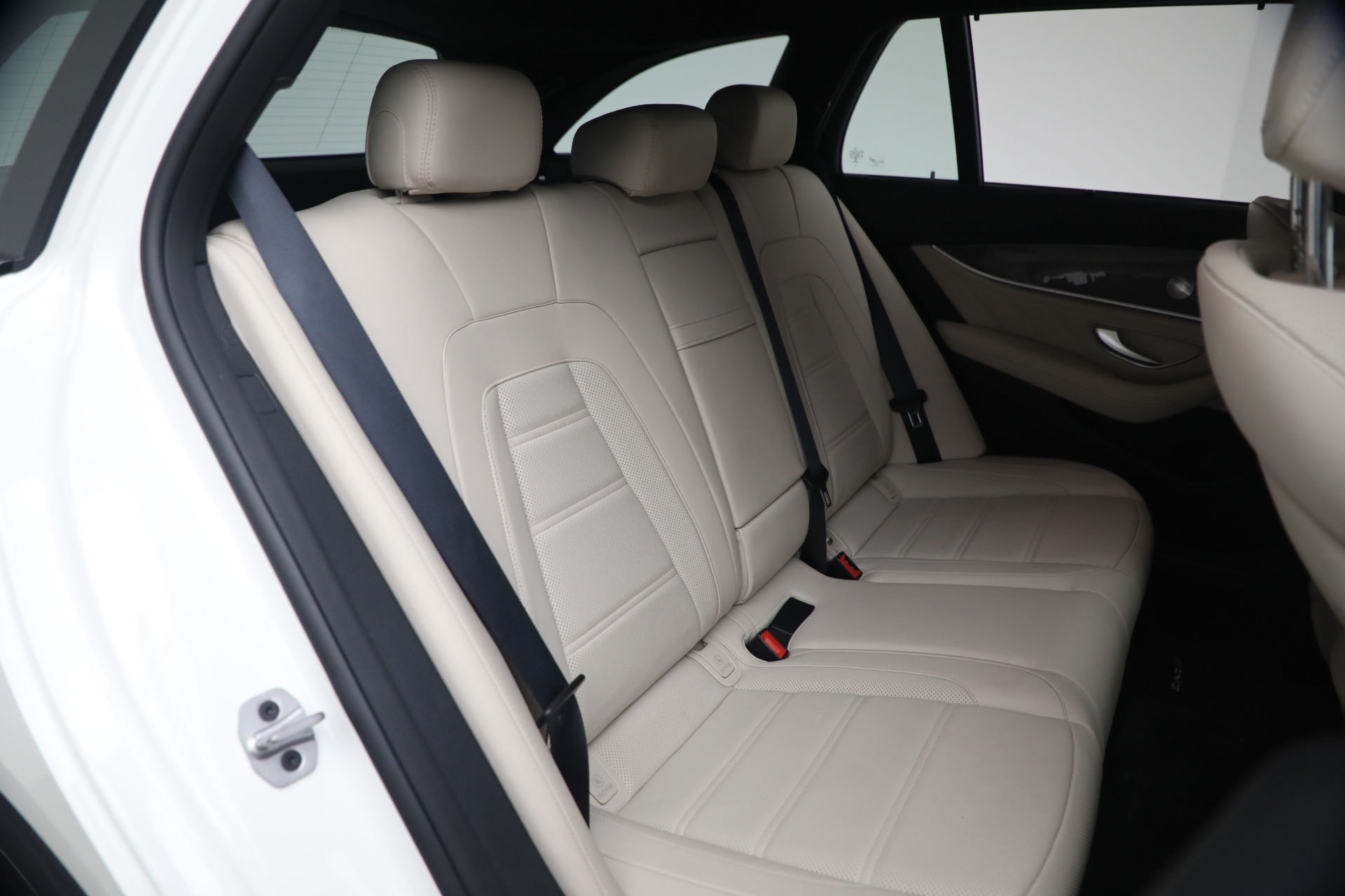 Used-2021-Mercedes-Benz-E-Class-AMG-E-63-S