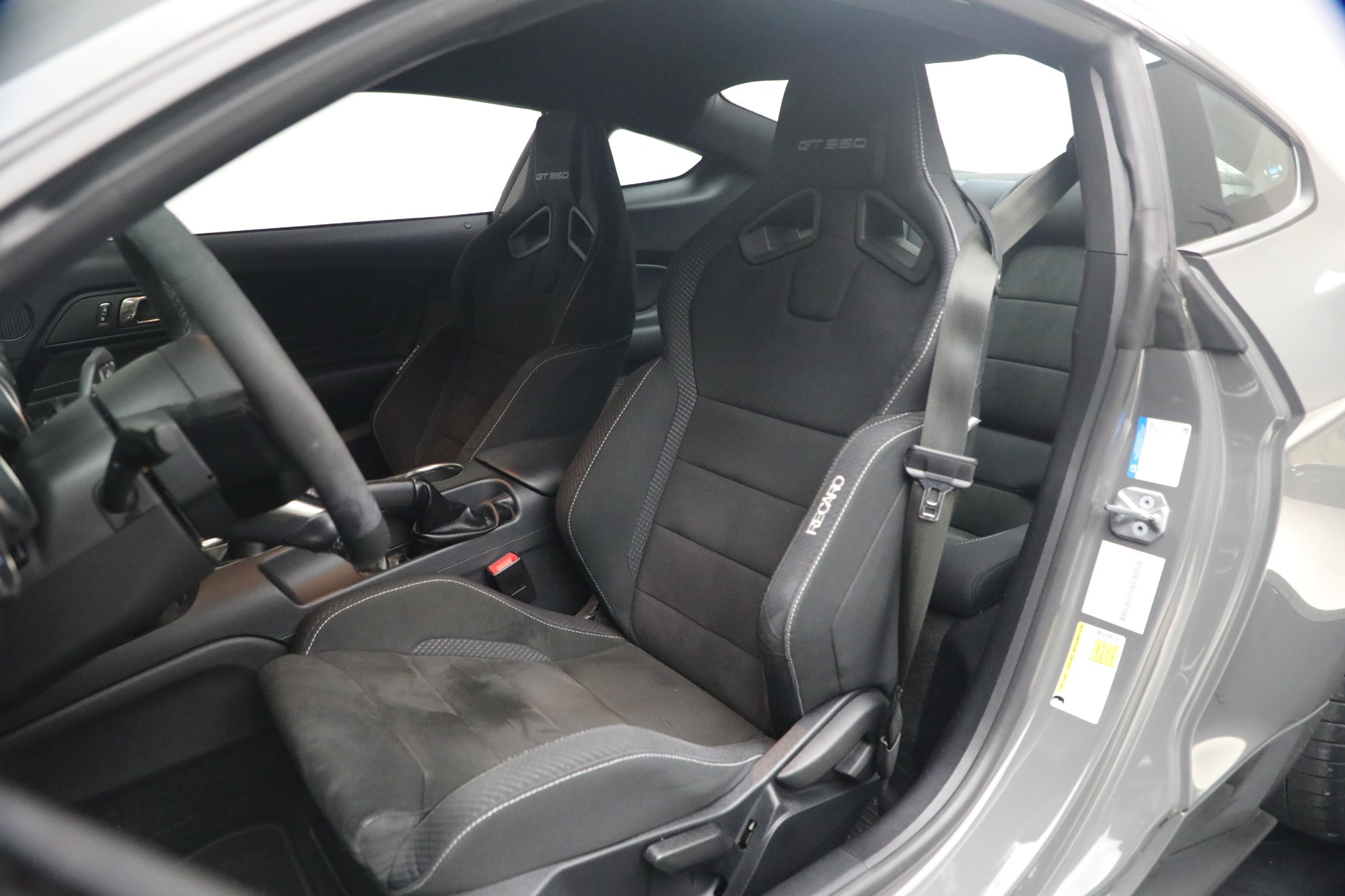 Used-2018-Ford-Mustang-Shelby-GT350