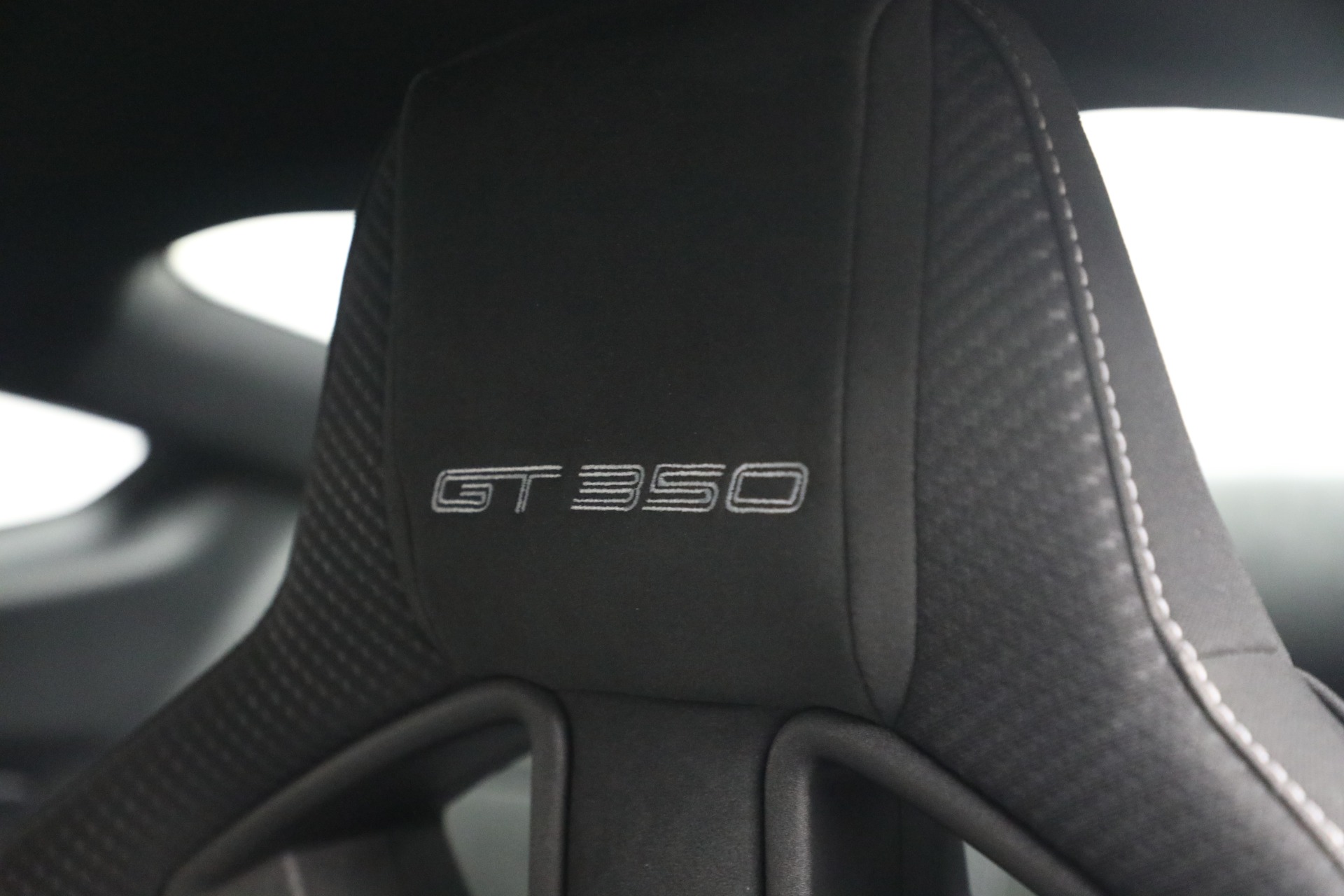 Used-2018-Ford-Mustang-Shelby-GT350