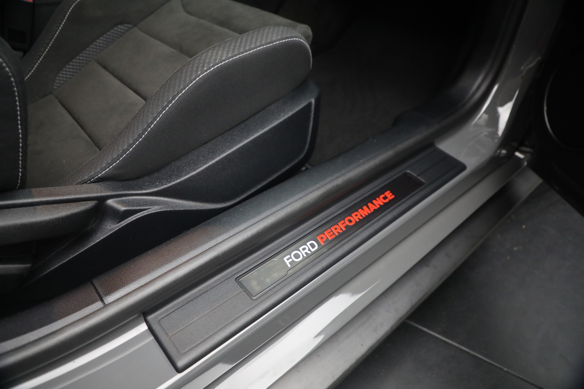 Used-2018-Ford-Mustang-Shelby-GT350