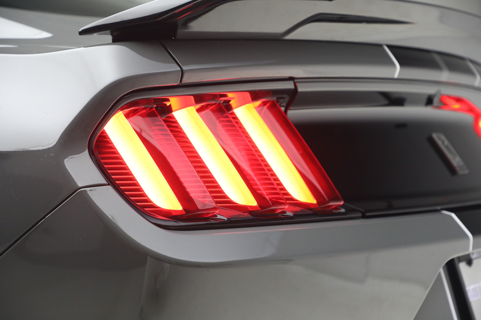 Used-2018-Ford-Mustang-Shelby-GT350