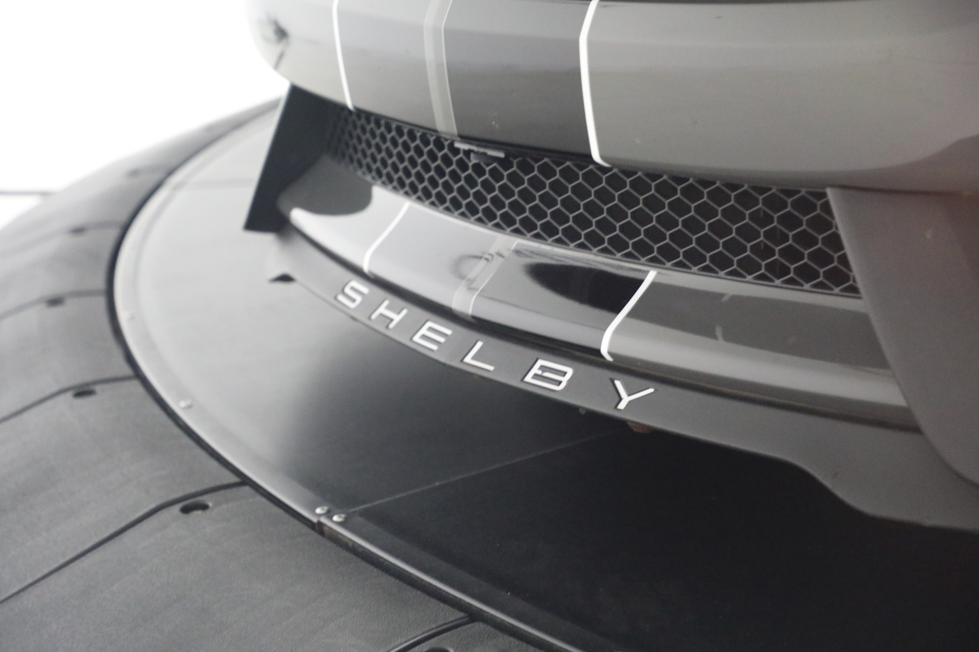 Used-2018-Ford-Mustang-Shelby-GT350