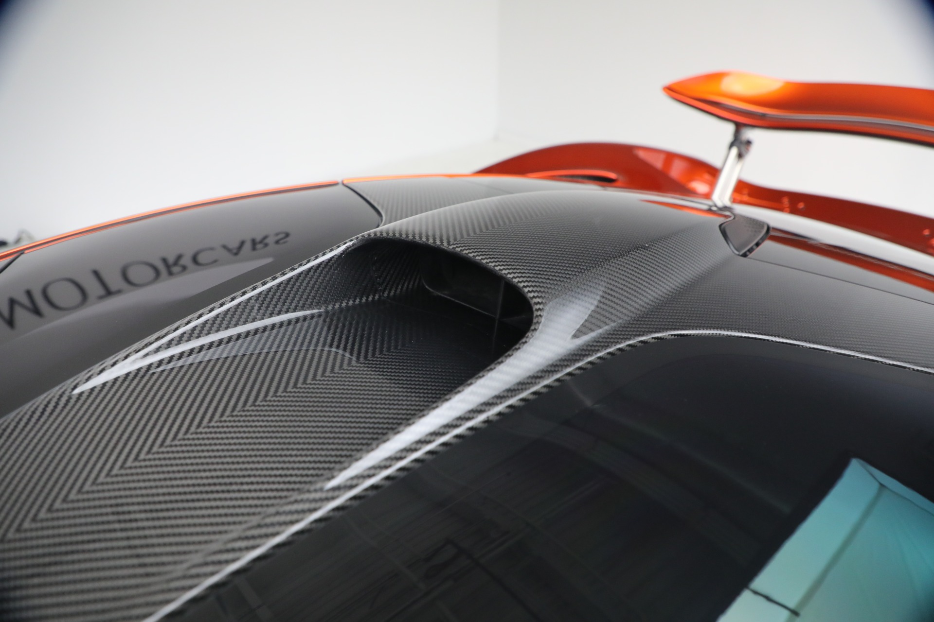 Used-2015-McLaren-P1