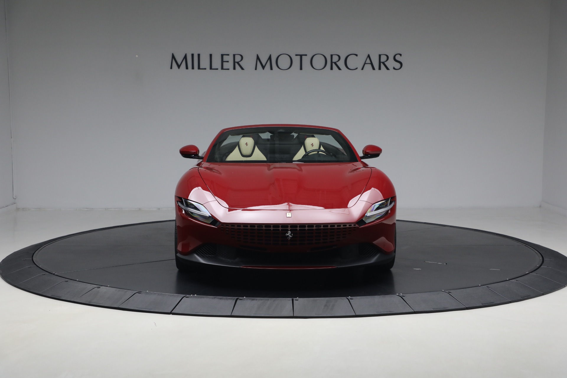 Used-2025-Ferrari-Roma-Spider