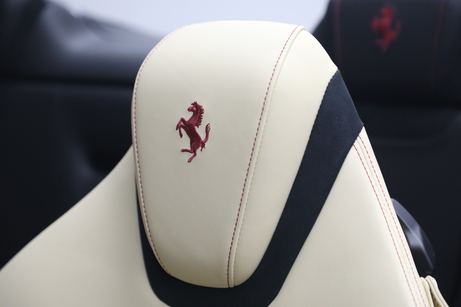 Used-2025-Ferrari-Roma-Spider