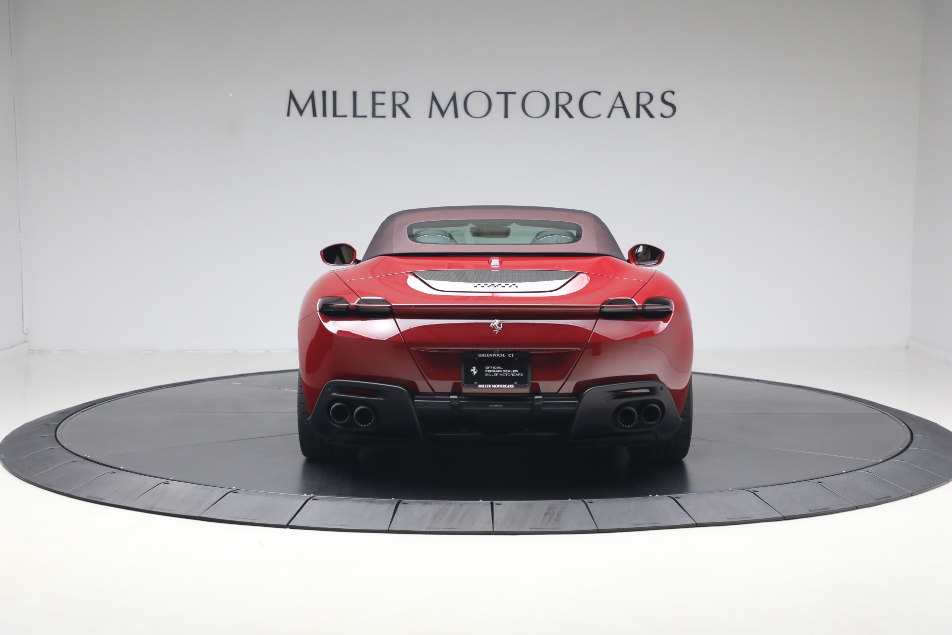 Used-2025-Ferrari-Roma-Spider