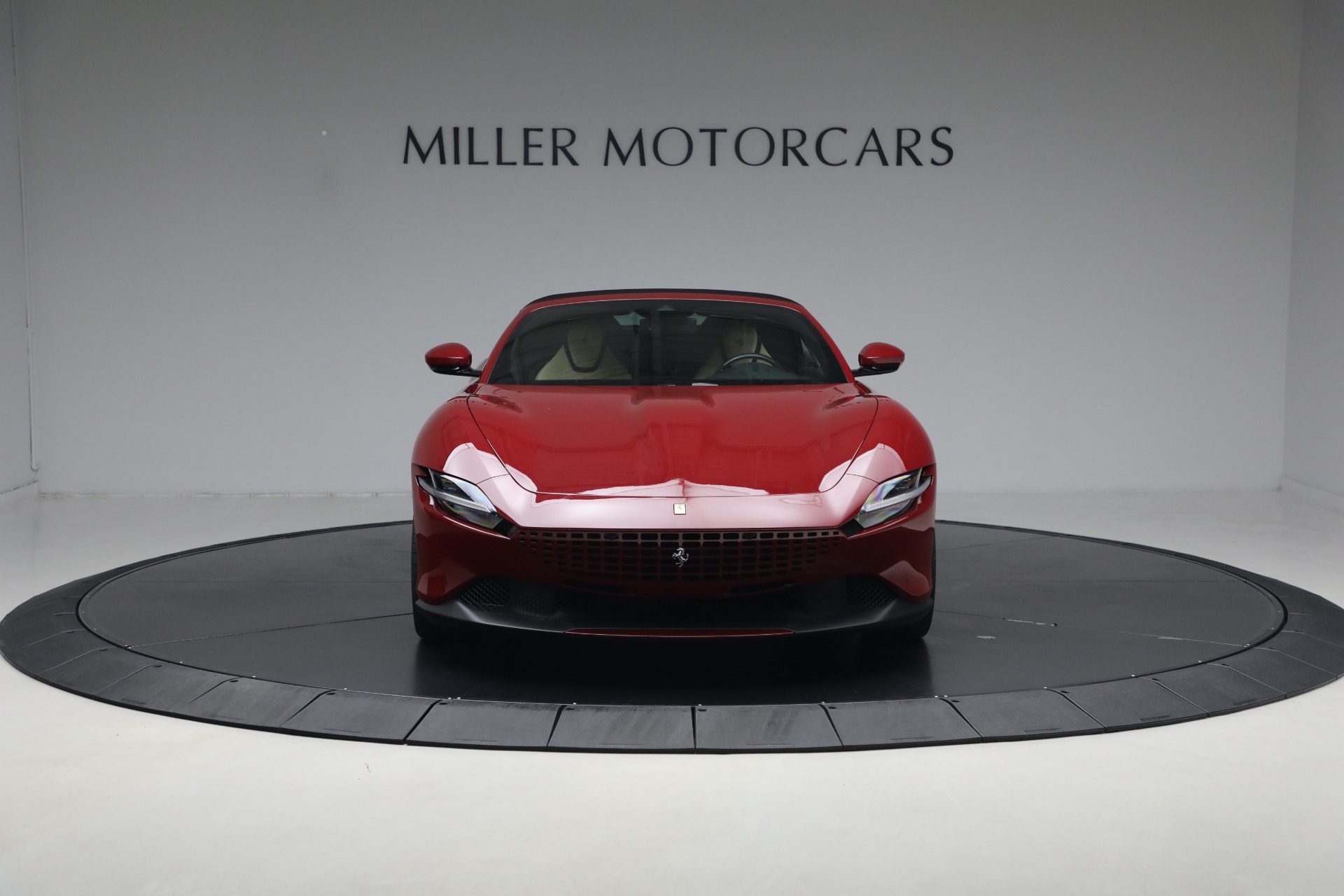 Used-2025-Ferrari-Roma-Spider