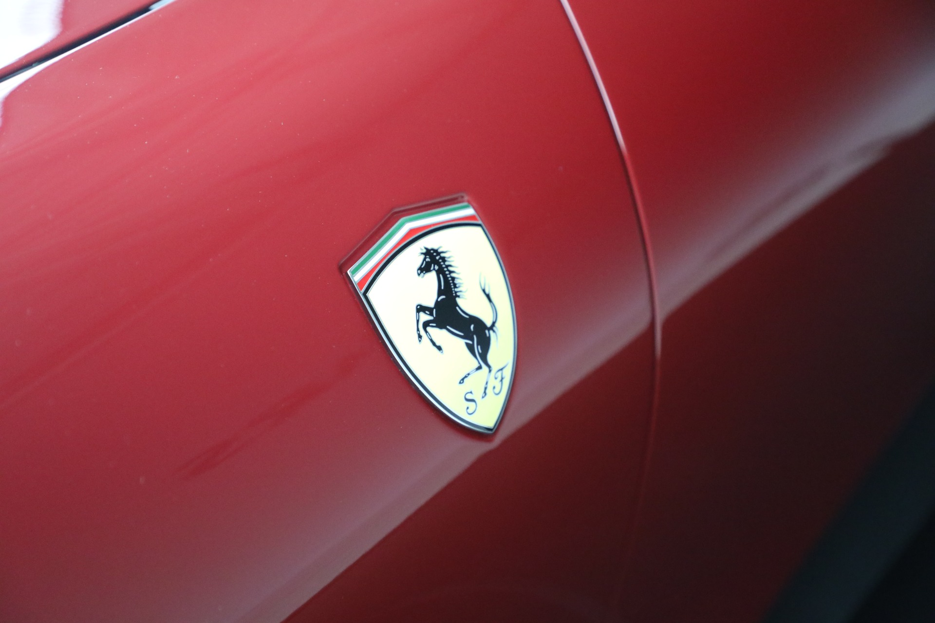 Used-2025-Ferrari-Roma-Spider