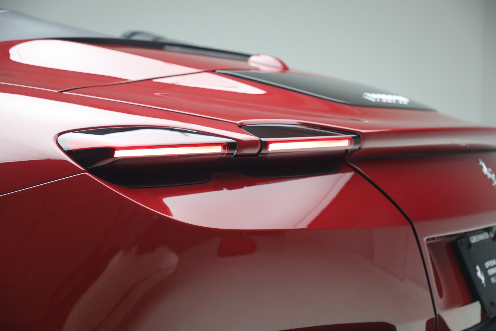Used-2025-Ferrari-Roma-Spider