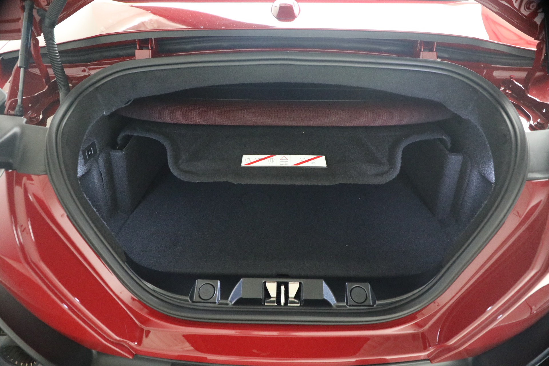 Used-2025-Ferrari-Roma-Spider