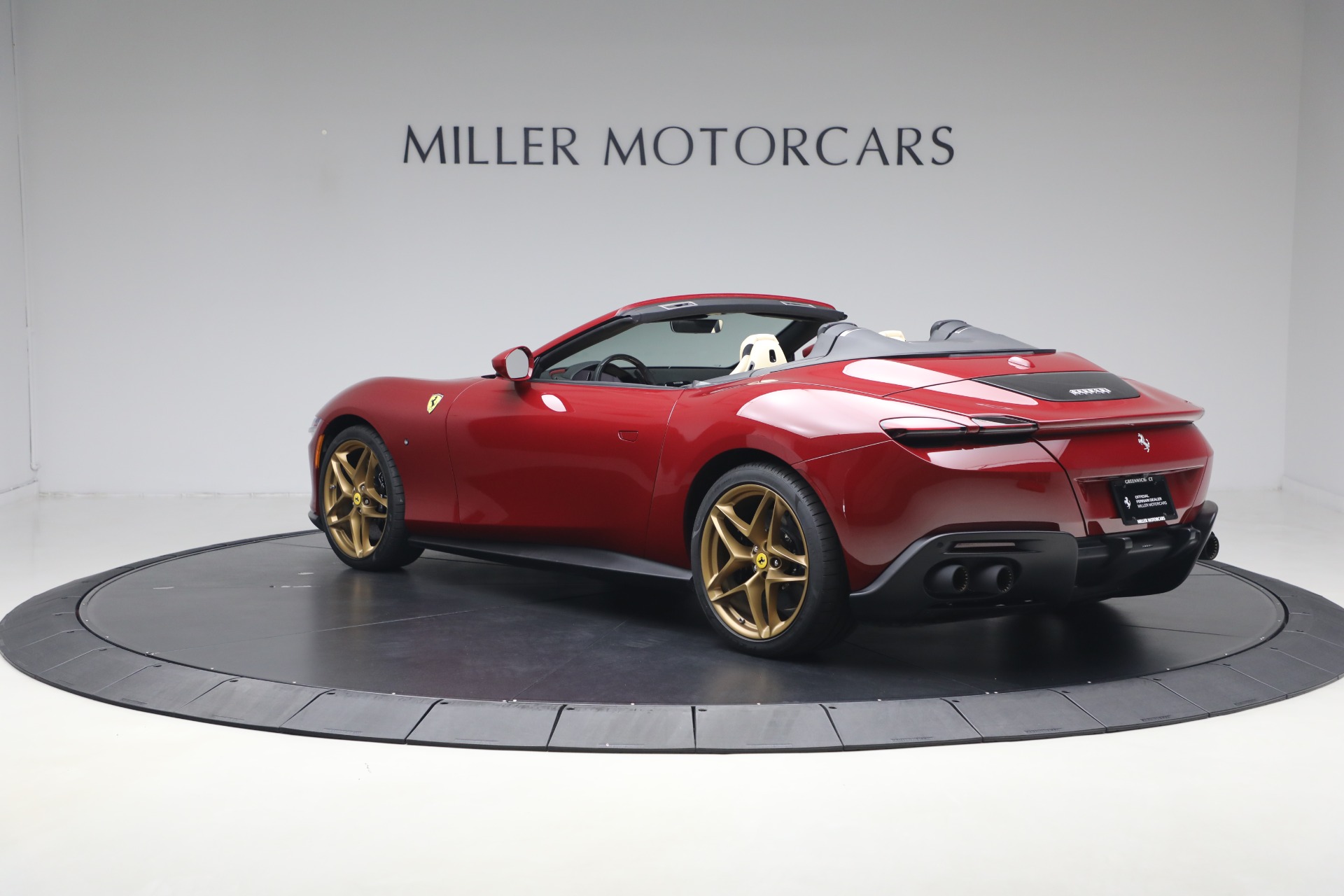 Used-2025-Ferrari-Roma-Spider