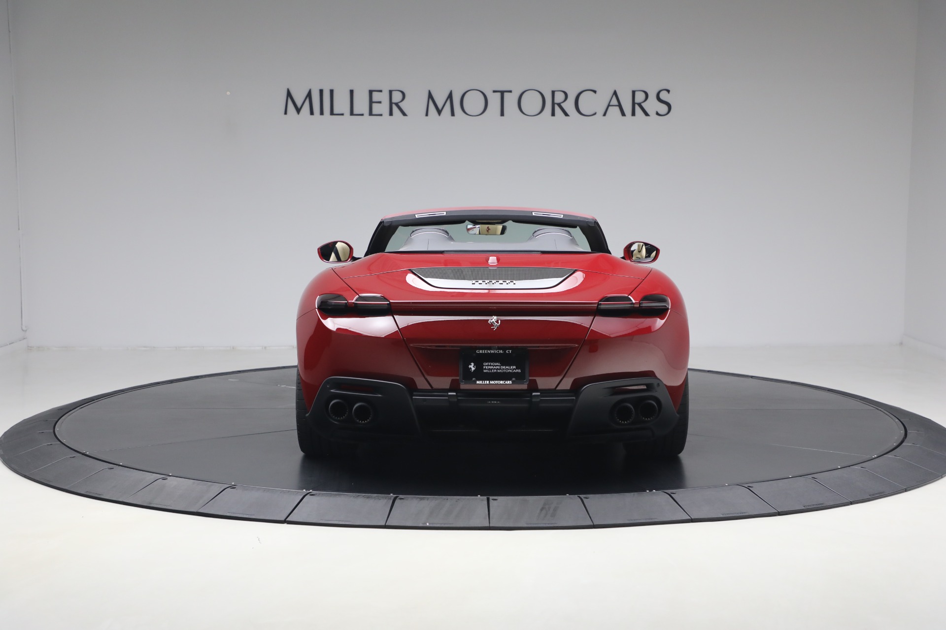 Used-2025-Ferrari-Roma-Spider