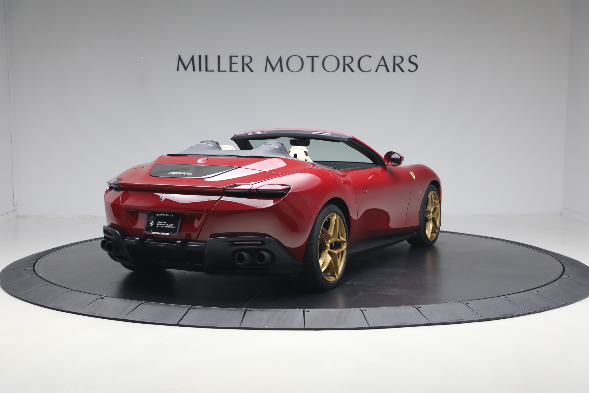 Used-2025-Ferrari-Roma-Spider