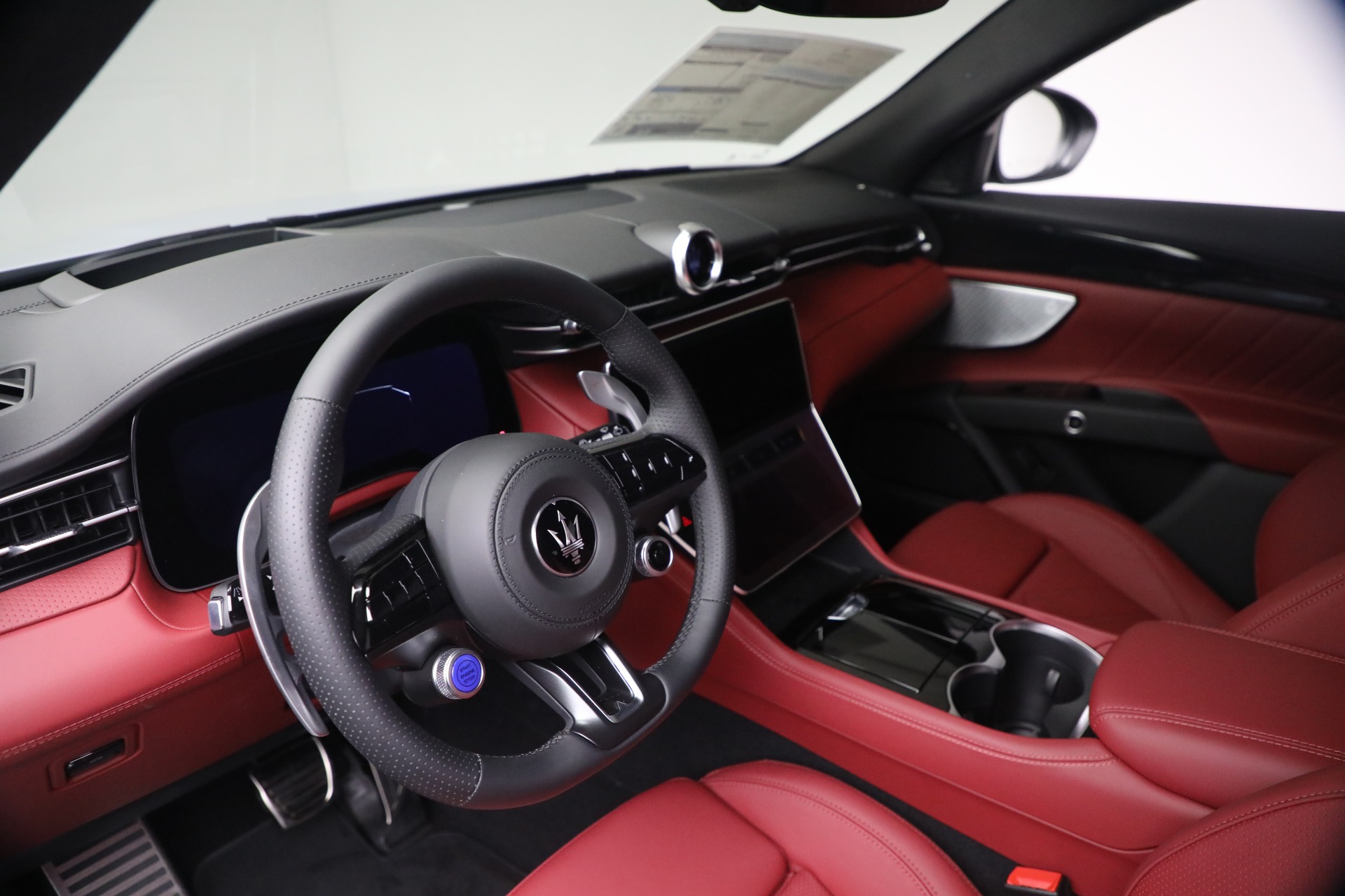 New-2026-Maserati-Grecale-Modena-V6