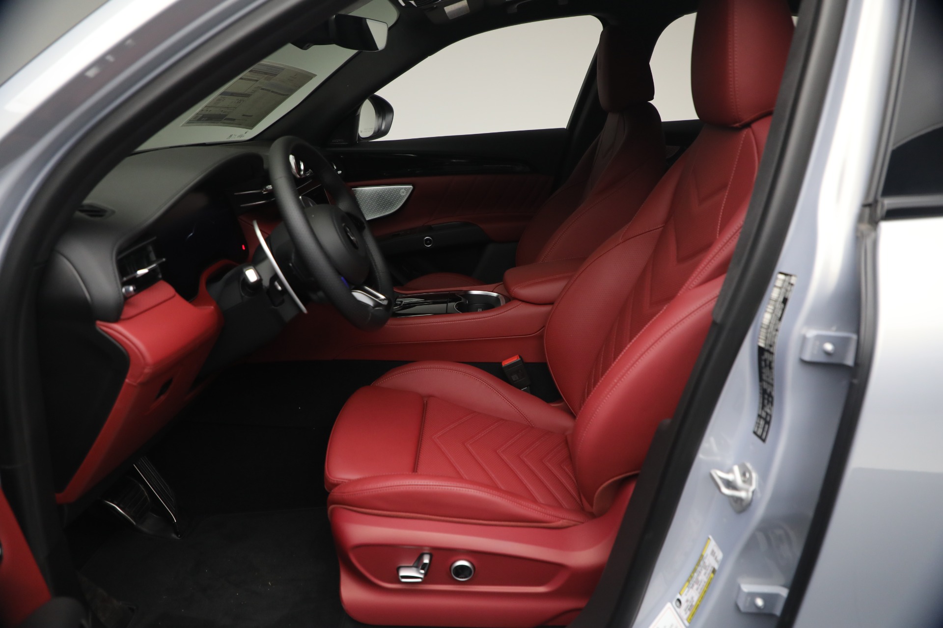 New-2026-Maserati-Grecale-Modena-V6