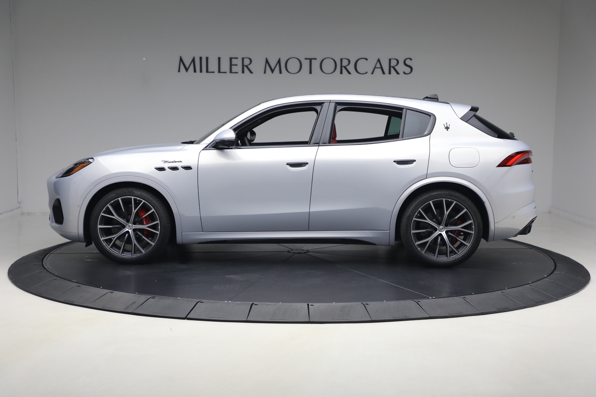 New-2026-Maserati-Grecale-Modena-V6