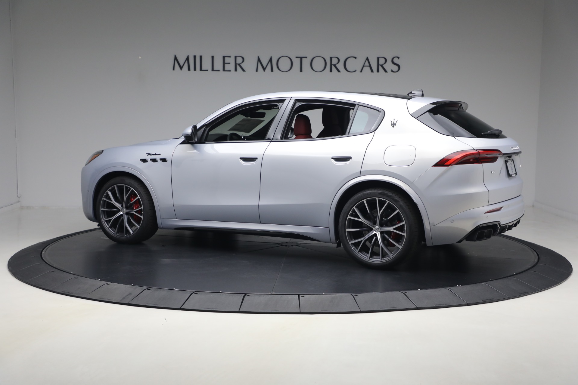 New-2026-Maserati-Grecale-Modena-V6
