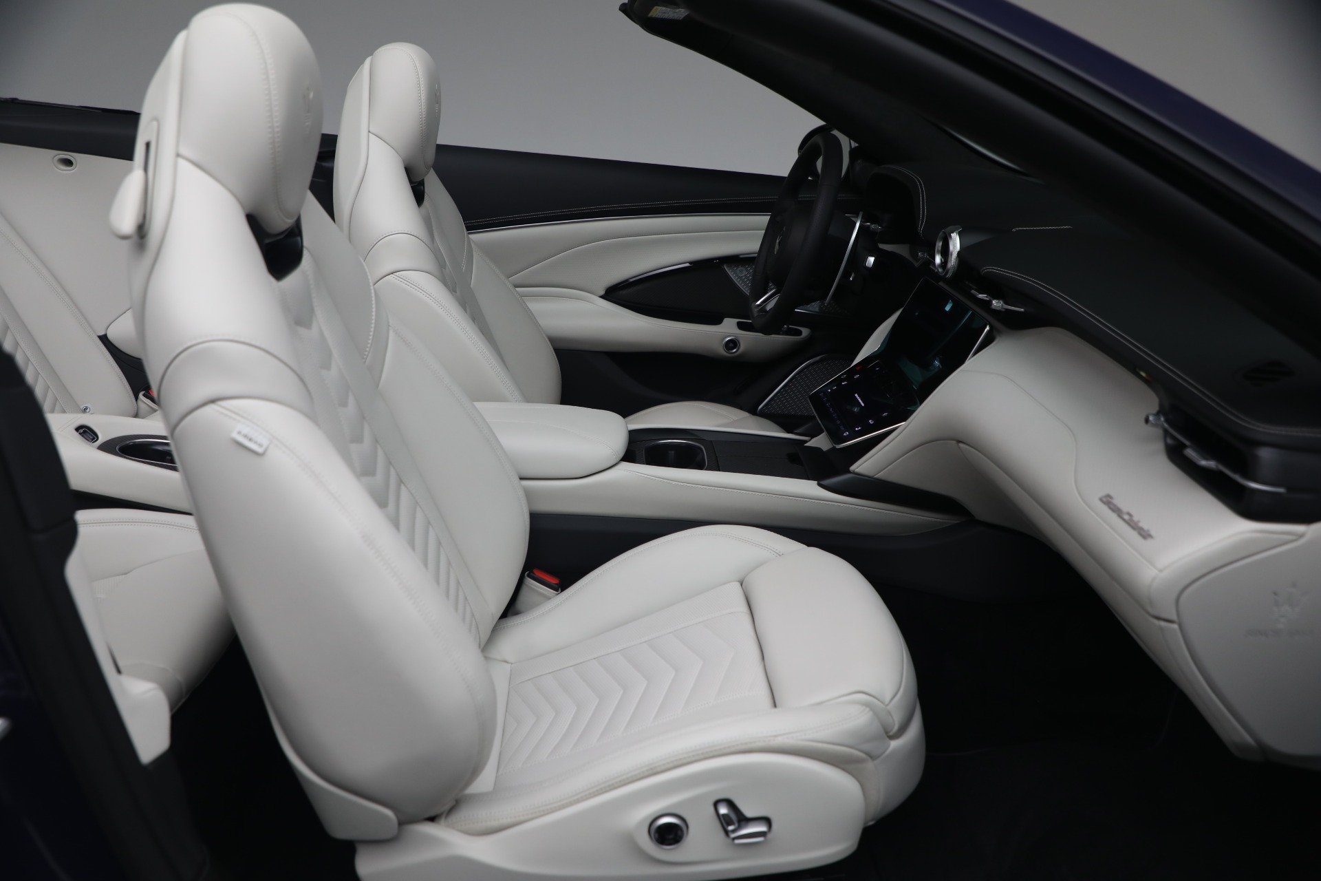 New-2026-Maserati-GranCabrio-Trofeo