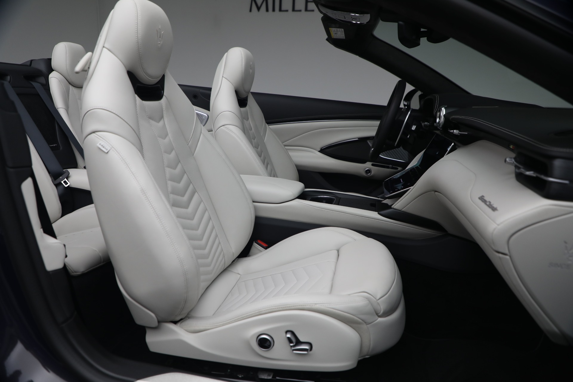New-2026-Maserati-GranCabrio-Trofeo