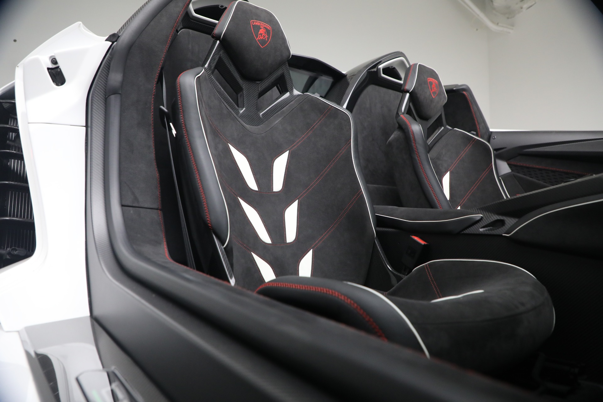 Used-2017-Lamborghini-Centenario-Roadster