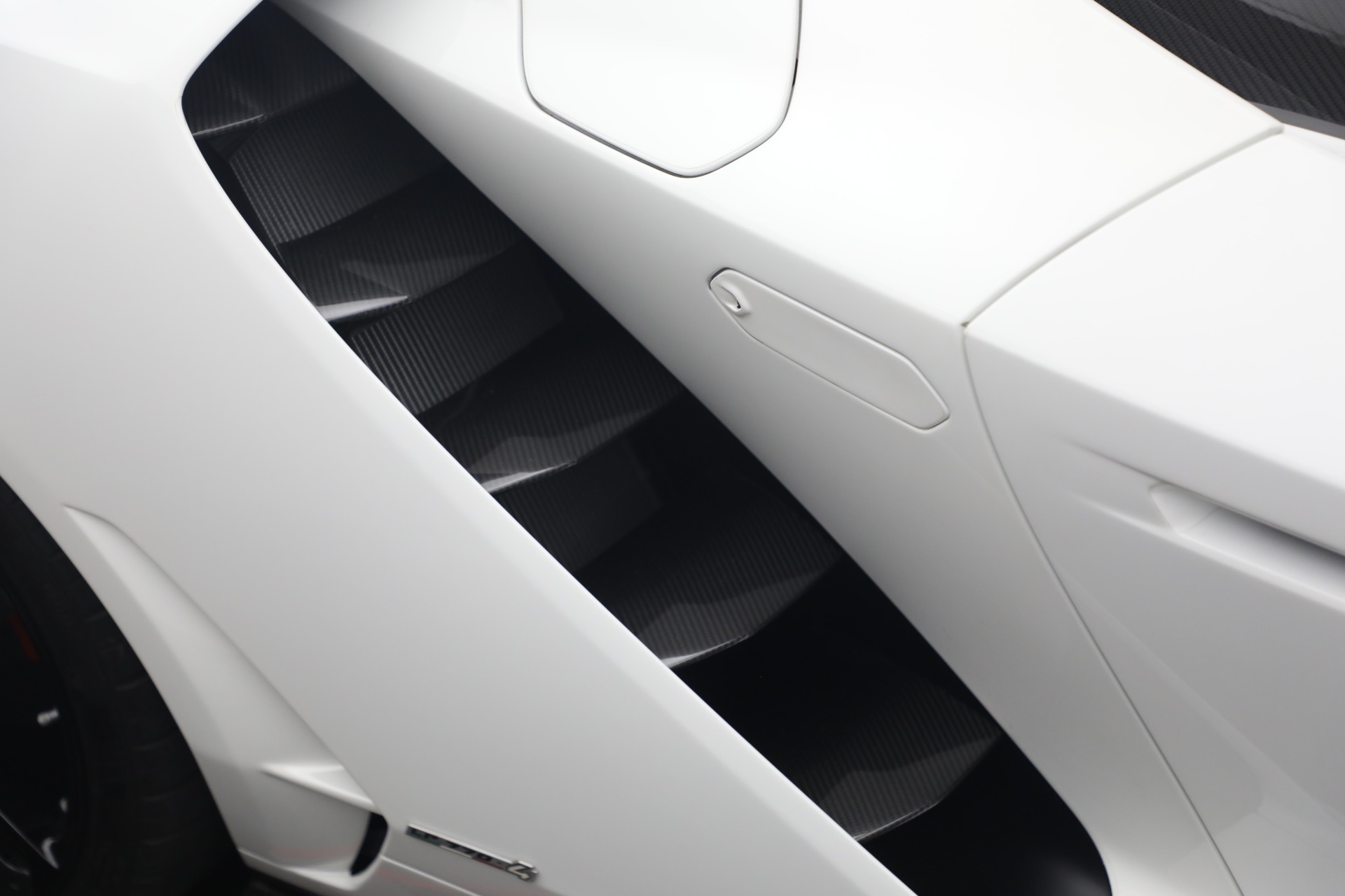 Used-2017-Lamborghini-Centenario-Roadster