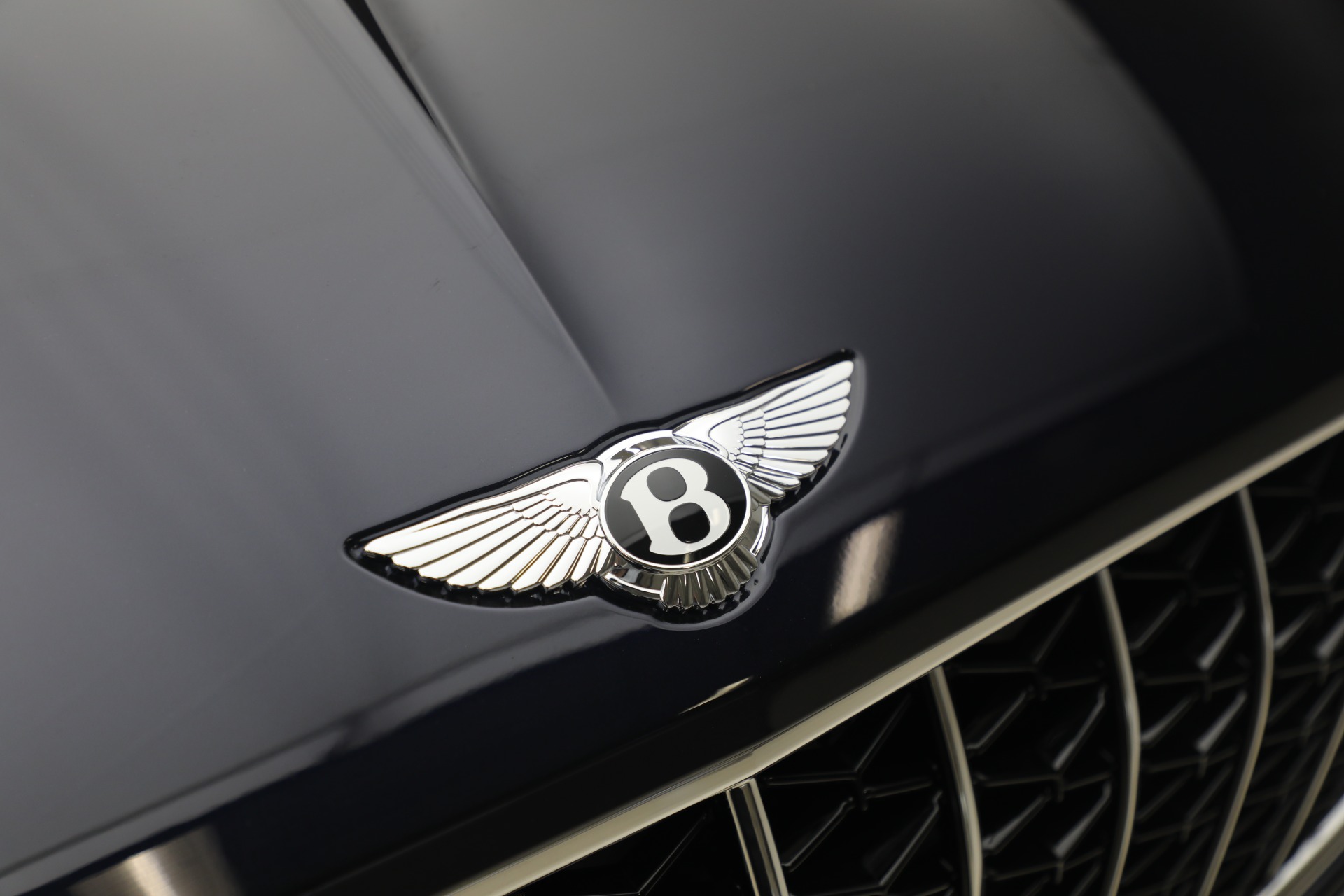New-2026-Bentley-Continental-GTC-Azure