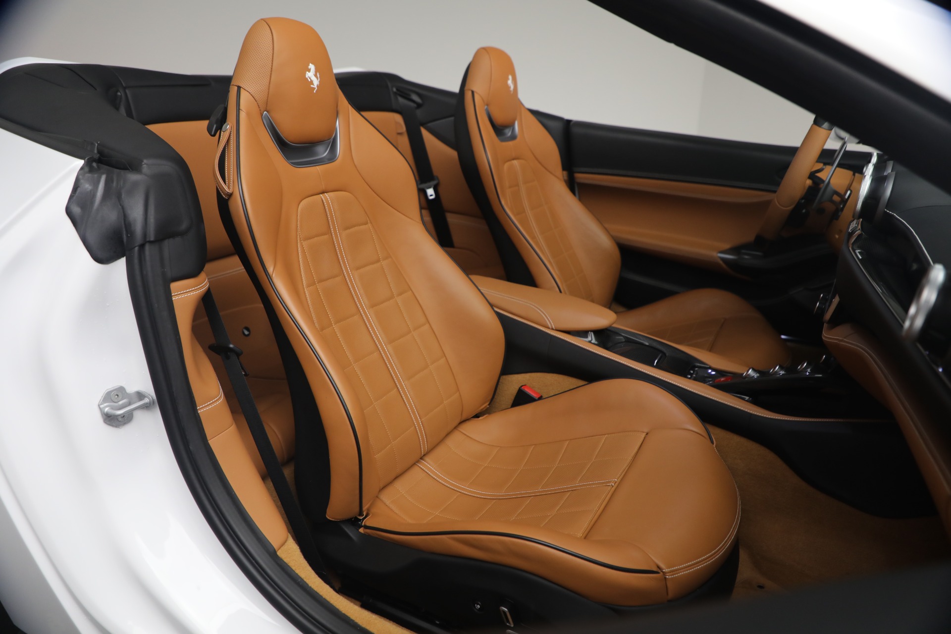 Used-2023-Ferrari-Portofino-M